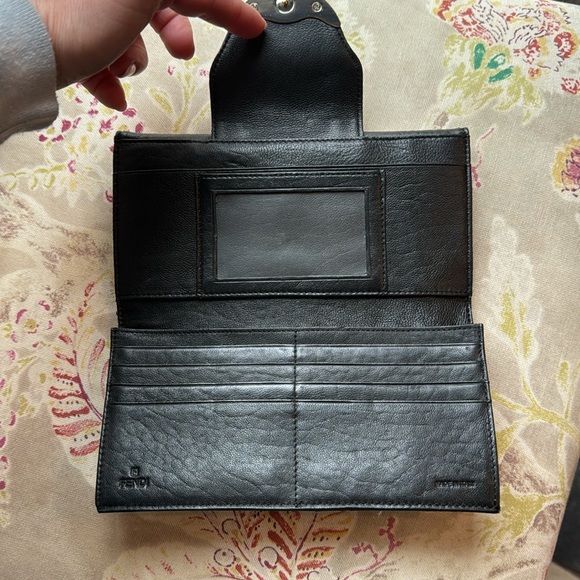 Vintage Fendi wallet - Picture 3 of 12